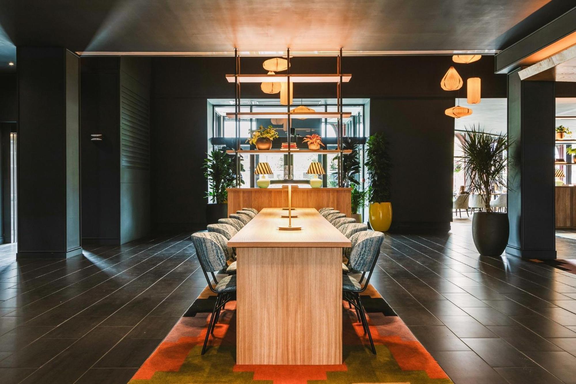 Voco Belfast By Ihg Hotel Exterior photo